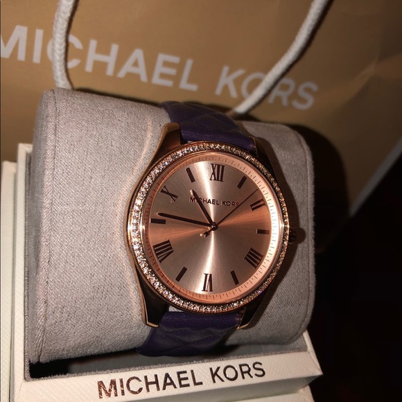 Micheal kors watch - Picture 3 of 5
